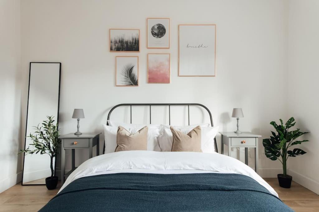 Stylish 2 Bedroom Flat In Ilford, London Kültér fotó