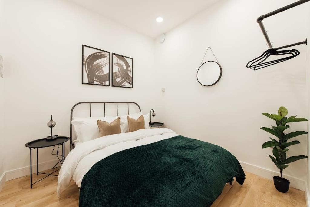 Stylish 2 Bedroom Flat In Ilford, London Kültér fotó